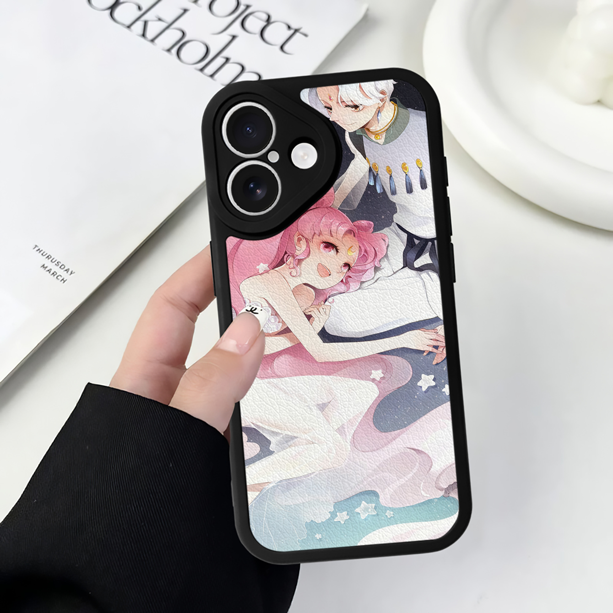 （画像用） 美少女戦士セーラームーン Sailor Moon 【iPhone 16シリーズ対応】シリコンスマホケース（レザー調） 材質：シリコン